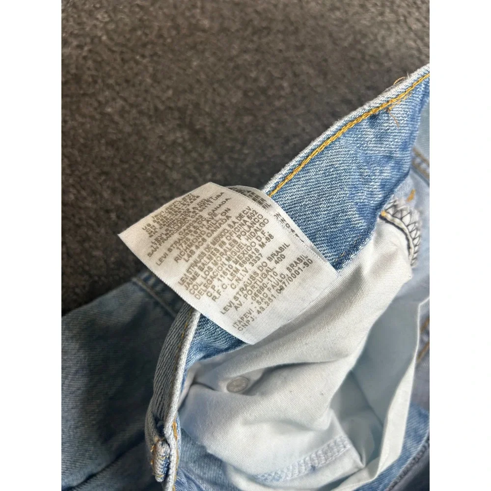 Levis levi 560